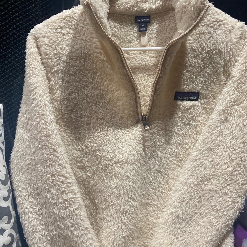 Ladies Patagonia 1/4 zip fleece pullover XS